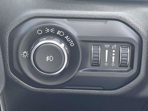Used 2021 Jeep Wrangler Unlimited Sport AWD/4WD image 30