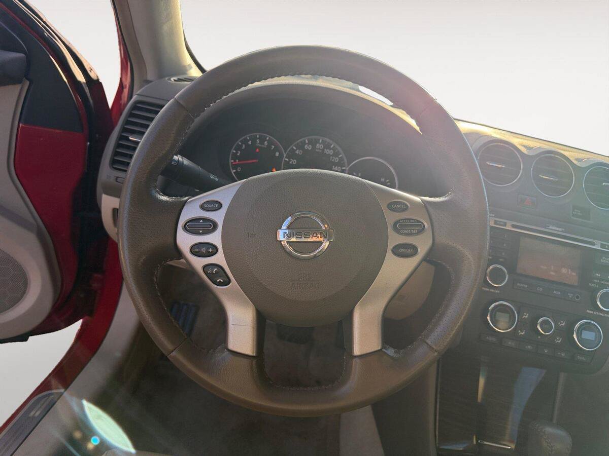 Used 2011 Nissan Altima 2.5 S w/ 2.5S Premium Pkg FWD image 12