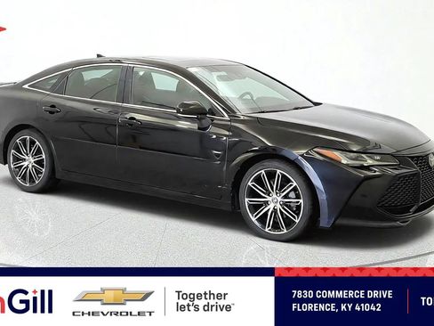 Used 2019 Toyota Avalon Touring w/ Advanced Safety Package FWD image 1