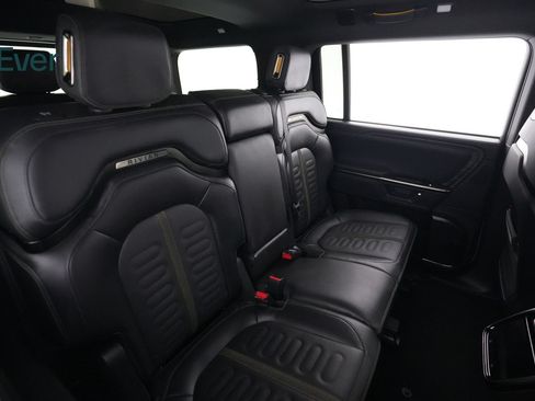 Used 2025 Rivian R1S Adventure AWD/4WD image 5