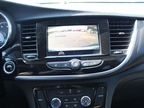 Used 2022 Buick Encore Preferred w/ Safety Package AWD/4WD image 17