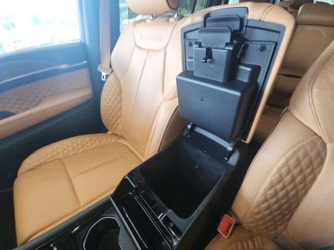 Certified 2021 Jeep Grand Cherokee L Summit w/ Advanced Protech Group IV AWD/4WD image 38