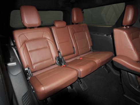 New 2026 Lincoln Navigator L Reserve AWD/4WD image 28
