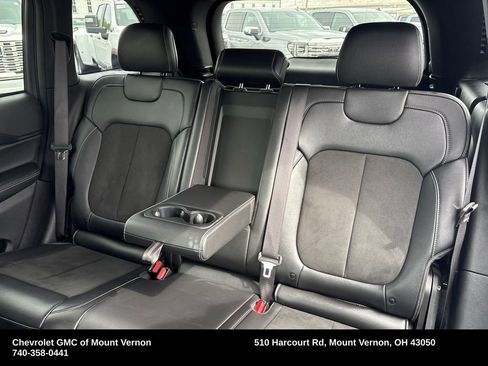 Used 2025 Jeep Grand Cherokee Altitude AWD/4WD image 25