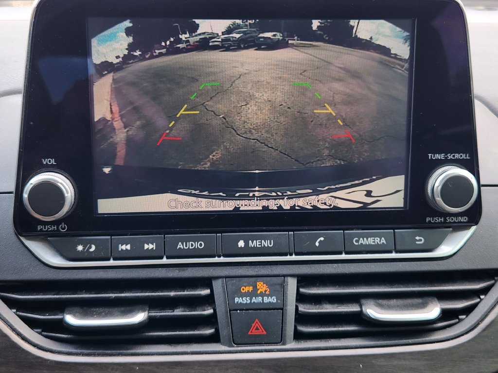 Used 2025 Nissan Altima 2.5 SV FWD image 18