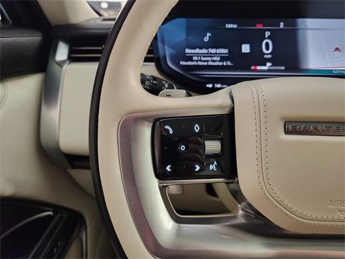 Used 2023 Land Rover Range Rover Autobiography image 25