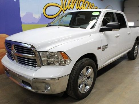 Used 2019 RAM 1500 Big Horn AWD/4WD image 8