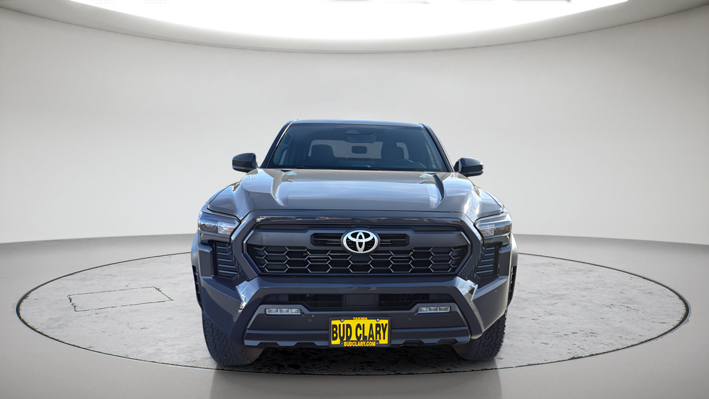 Used 2024 Toyota Tacoma TRD Off-Road w/ TRD Off Road Upgrade Package AWD/4WD image 2