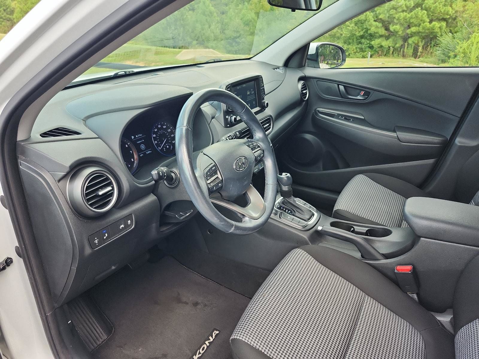 Used 2020 Hyundai Kona SEL FWD image 11