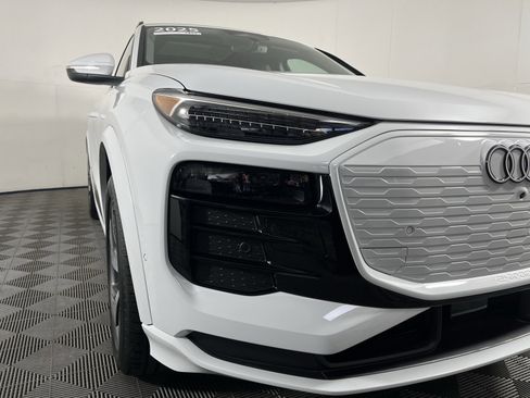 Used 2025 Audi Q6 e-tron Premium Plus w/ Premium Plus image 3