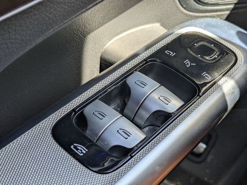 Certified 2024 Mercedes-Benz GLC 300 4MATIC image 7