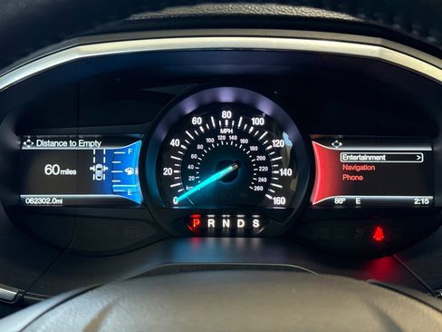 Used 2018 Ford Edge Titanium w/ Equipment Group 302A AWD/4WD image 24