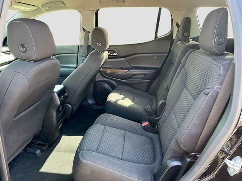 Used 2019 GMC Acadia SLE w/ LPO, Floor Liner Package FWD image 25
