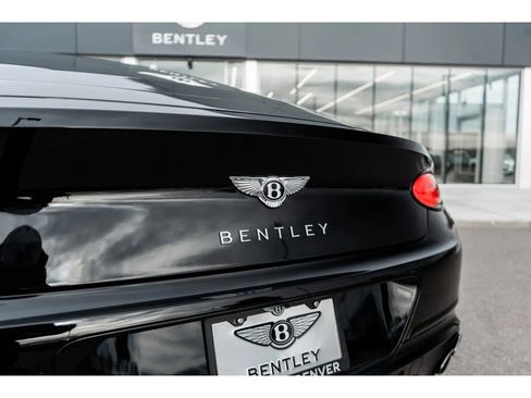 Used 2023 Bentley Continental GT V8 image 10
