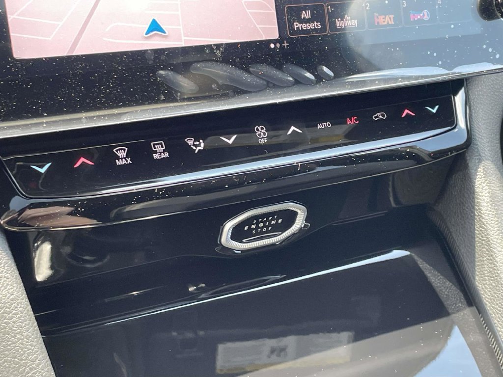 New 2027 Jeep Grand Cherokee 4WD image 38