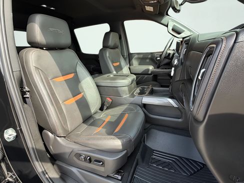 Used 2020 GMC Sierra 1500 AT4 w/ AT4 Premium Package AWD/4WD image 29