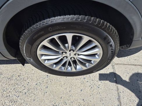Used 2016 Lincoln MKX Select AWD/4WD image 6