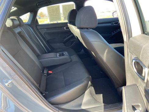Used 2025 Honda Civic Sport image 13