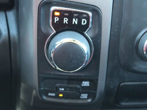 Used 2024 RAM 1500 Classic SLT image 31