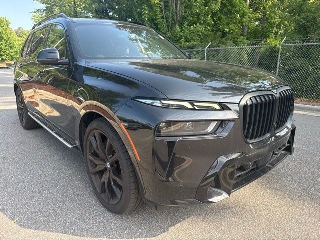 Used 2023 BMW X7 xDrive40i w/ Executive Package AWD/4WD image 11
