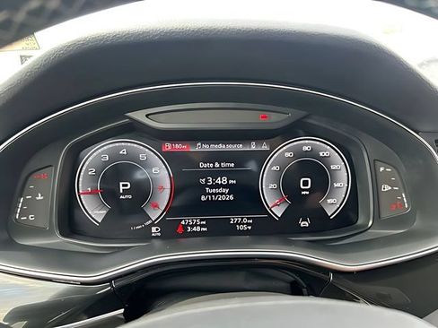 Used 2023 Audi Q8 Premium Plus AWD/4WD image 26