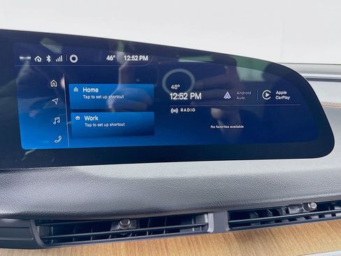 Used 2023 Lucid Air Touring image 59