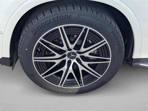 New 2026 Mercedes-Benz GLC 43 AMG 4MATIC image 9