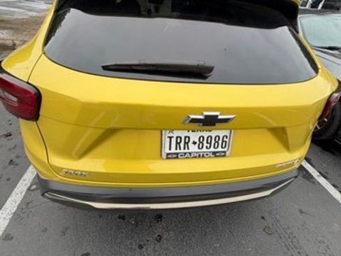 Used 2024 Chevrolet Trax ACTIV w/ Driver Confidence Package FWD image 4