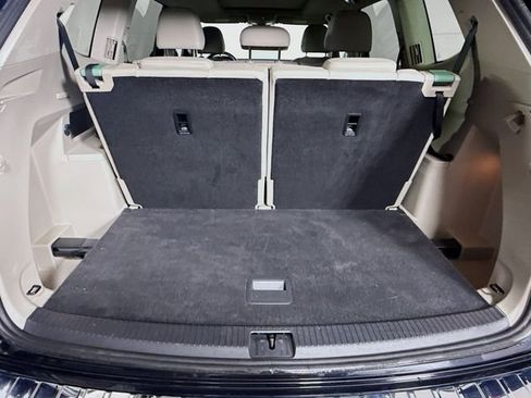 Used 2023 Volkswagen Atlas SEL image 28