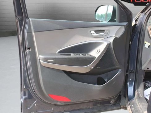 Used 2017 Hyundai Santa Fe Limited image 26