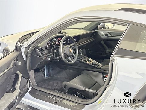 Used 2023 Porsche 911 GT3 RS image 37