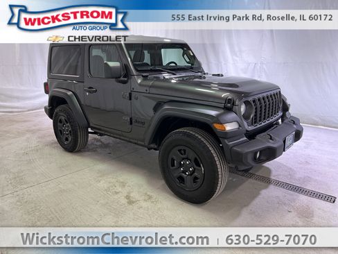 Used 2025 Jeep Wrangler Sport image 1