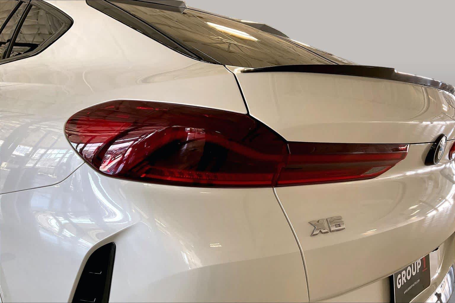 Used 2025 BMW X6 M60i AWD/4WD image 26