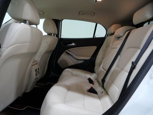 Used 2019 Mercedes-Benz GLA 250 image 25