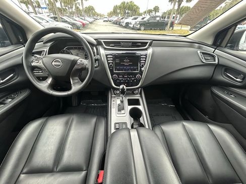 Used 2024 Nissan Murano SV FWD image 25