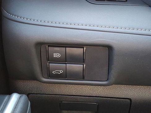 Used 2022 Toyota Highlander XLE image 25