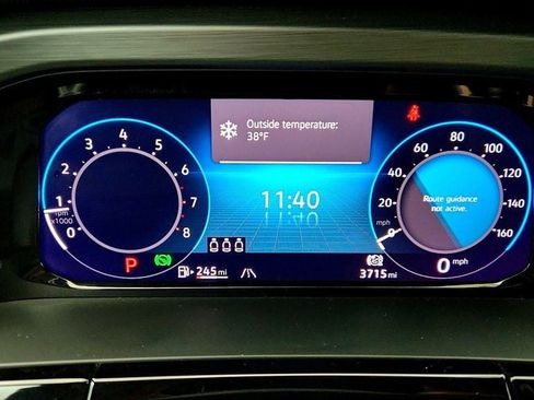 Used 2025 Volkswagen Atlas Cross Sport SE image 13