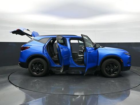 Used 2024 Chevrolet Blazer LT w/ Sound & Technology Package FWD image 46