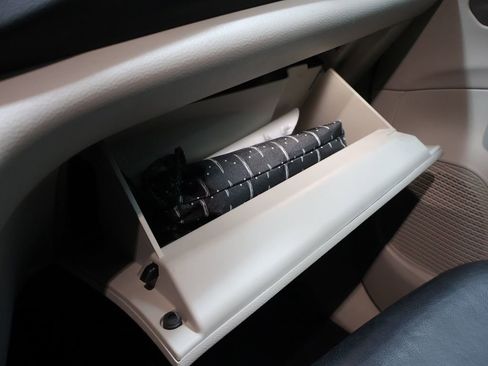 Certified 2022 Chrysler Pacifica Touring-L image 31