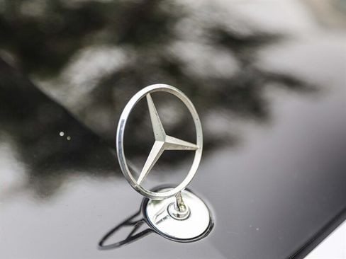 Used 2016 Mercedes-Benz S 550 Sedan image 12