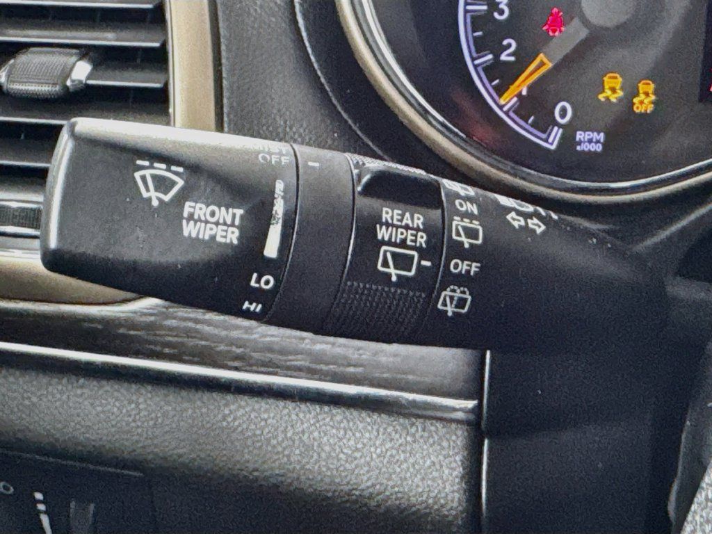 Used 2014 Jeep Grand Cherokee Summit AWD/4WD image 12