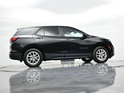 Used 2023 Chevrolet Equinox LS w/ LS Convenience Package image 23