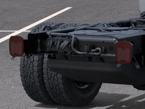 New 2026 Chevrolet Silverado 3500 LT image 11