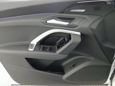 Certified 2025 Audi Q5 2.0T Premium Plus w/ Premium Plus image 10