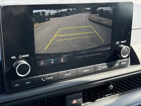 Used 2023 Honda CR-V EX image 5