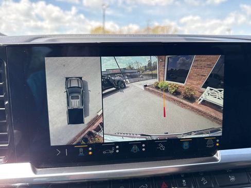 Used 2023 GMC Sierra 1500 Elevation w/ Preferred Package image 48