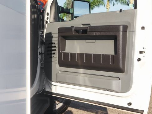 Used 2012 Ford F550 2WD Regular Cab Super Duty w/ PWR Equipment Group image 37