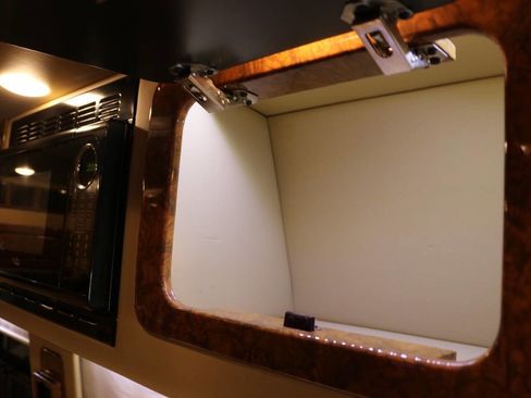 Used 2015 Mercedes-Benz Sprinter 3500 image 57