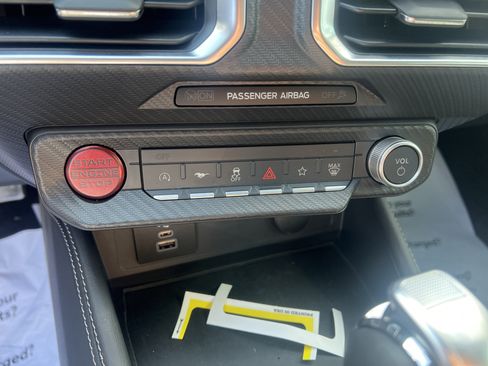 Used 2025 Ford Mustang GT Premium RWD image 9