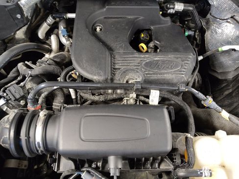 Used 2020 Ford Explorer XLT w/ Equipment Group 202A AWD/4WD image 30